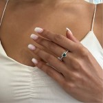 Μονόπετρο δαχτυλίδι καρδιά Κ18 λευκόχρυσο με σμαράγδι 0.40ct και διαμάντια, VS1, G da4010 ΔΑΧΤΥΛΙΔΙΑ ΑΡΡΑΒΩΝΑ Κοσμηματα - chrilia.gr