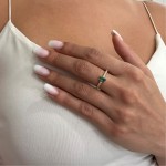 Solitaire ring 18K gold with emerald 0.65ct and diamonds VS1, Η da4015 ENGAGEMENT RINGS Κοσμηματα - chrilia.gr